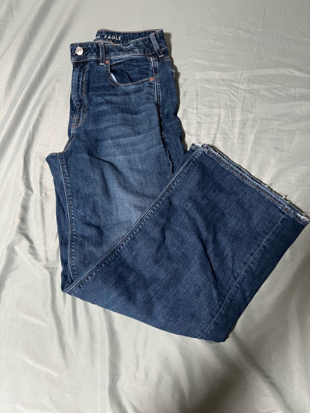 American Eagle Super High Rise Baggy Wide Leg Jeans